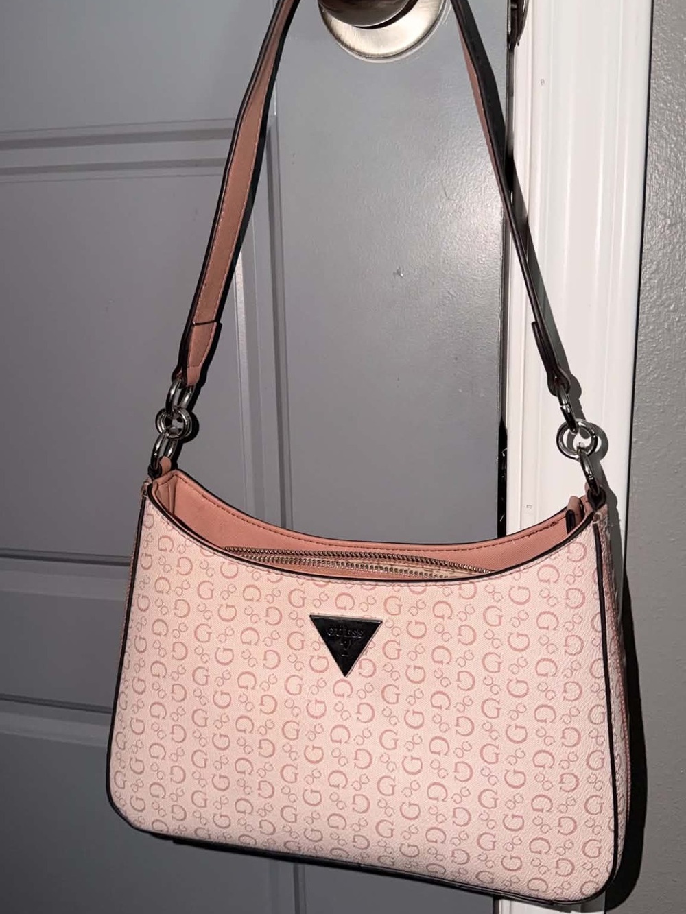 Guess Blush Pink Logo-Print Shoulder Bag
